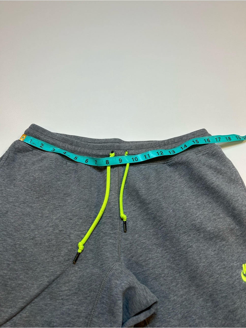 Nike Cuffed Fleece Joggers Heather Grey Neon Volt Drawstring Pants - Picture 3 of 8